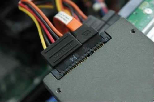 固態(tài)硬盤安裝|ssd固態(tài)硬盤安裝圖文教程