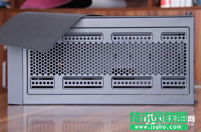 安鈦克P8機(jī)箱怎么樣 安鈦克P8機(jī)箱評(píng)測(cè)
