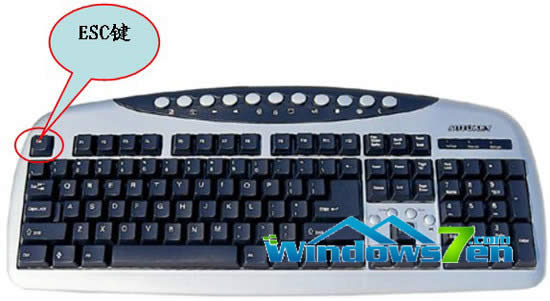 電腦為什么會(huì)黑屏,Win7系統(tǒng)電腦為什么老是黑屏? 電腦為什么會(huì)黑屏,Win7系統(tǒng)電腦為什么老是黑屏?