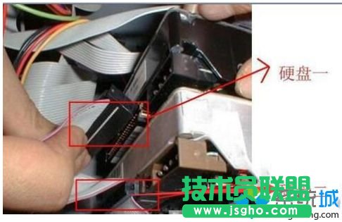 xp系統(tǒng)電腦開機黑屏找不到硬盤,如何處理xp系統(tǒng)電腦開機黑屏找不到硬盤